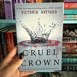 Cruel Crown by Victoria Aveyard